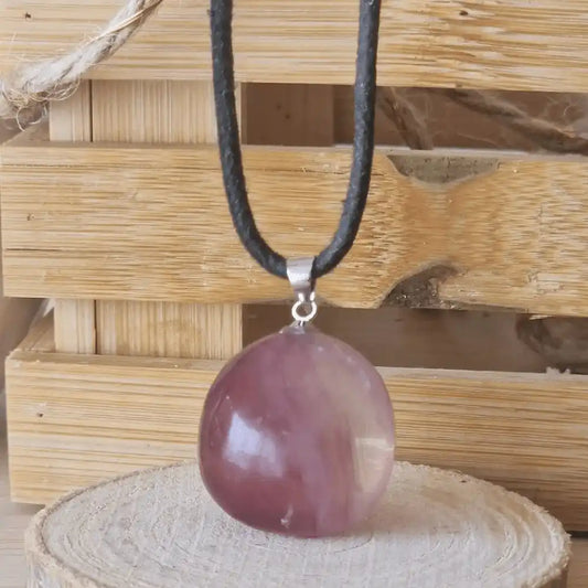 pendentif fluorite violette pierre roulée