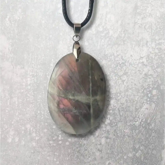 Pendentif Labradorite violette - forme ovale - MyRielle Lithothérapie
