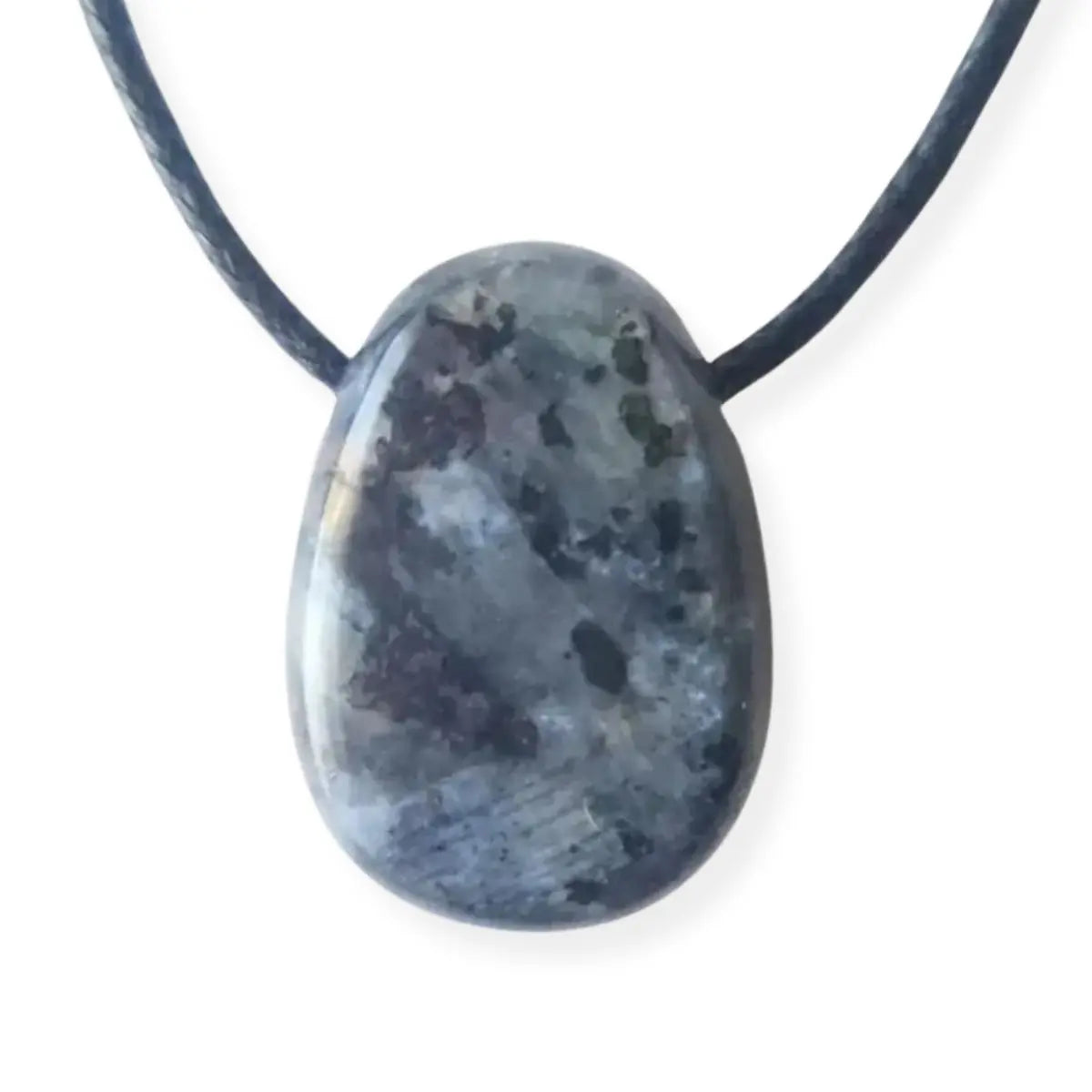 pendentif larvikite pierre percée protection