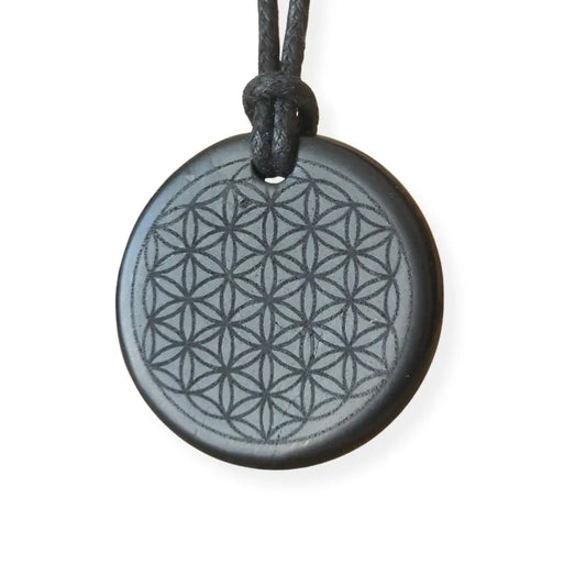 Pendentif shungite fleur de vie avec cordon