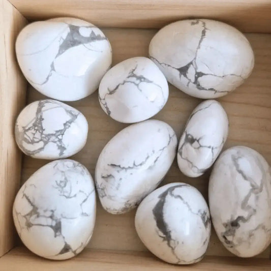 Pierre roulée howlite