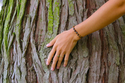 Les bracelets énergétiques : entre croyances et résultats