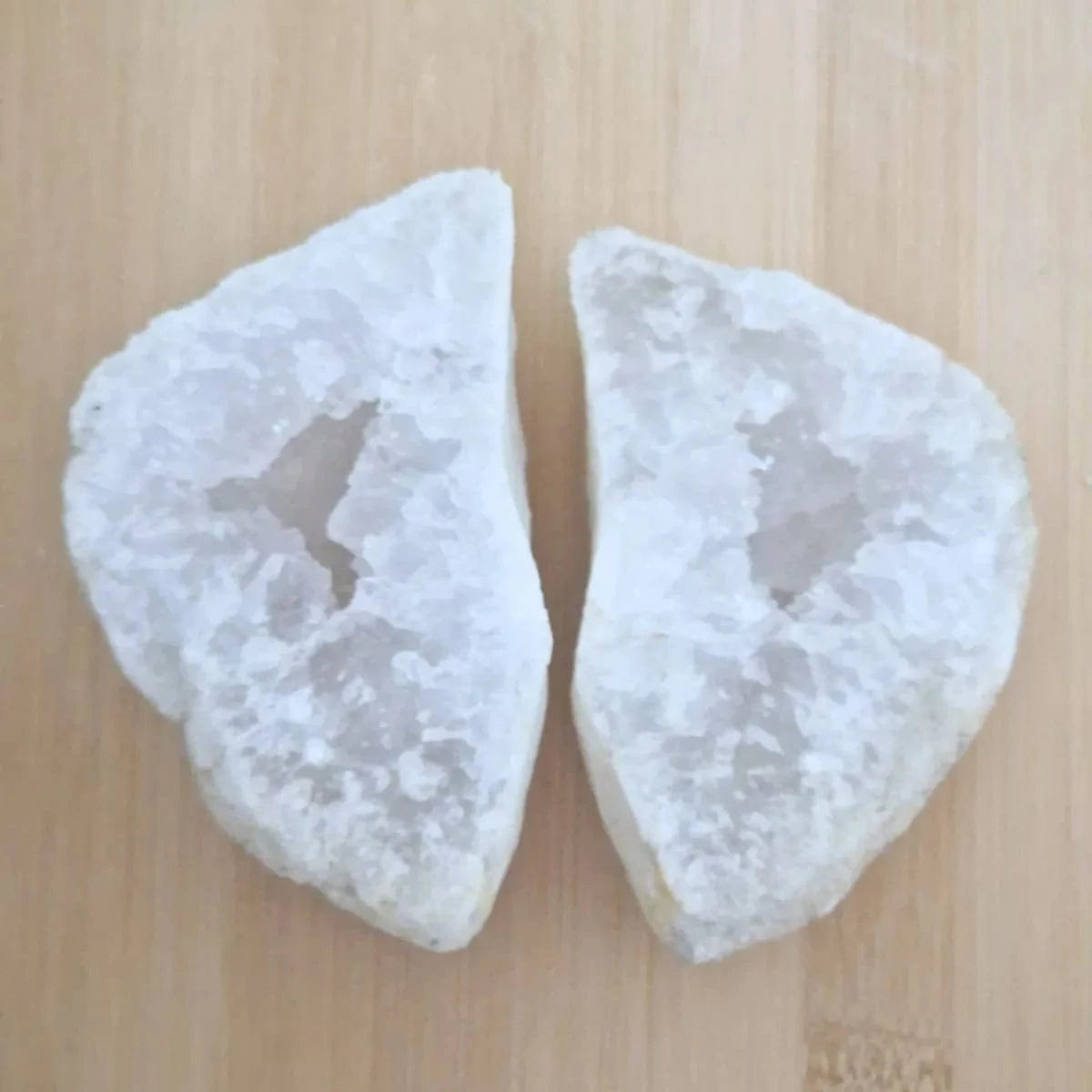 géode cristal de roche en 2 parties