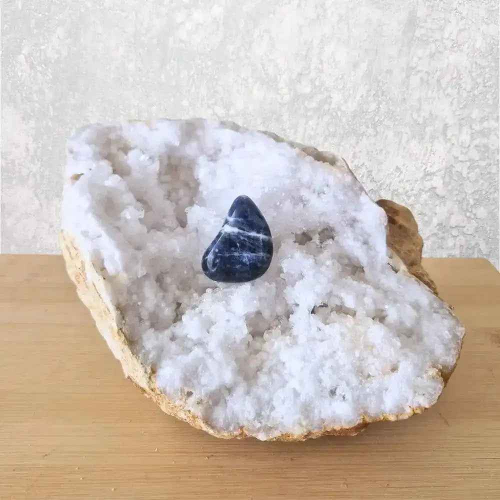 Géode Cristal de Roche entière XXL 2770 g   