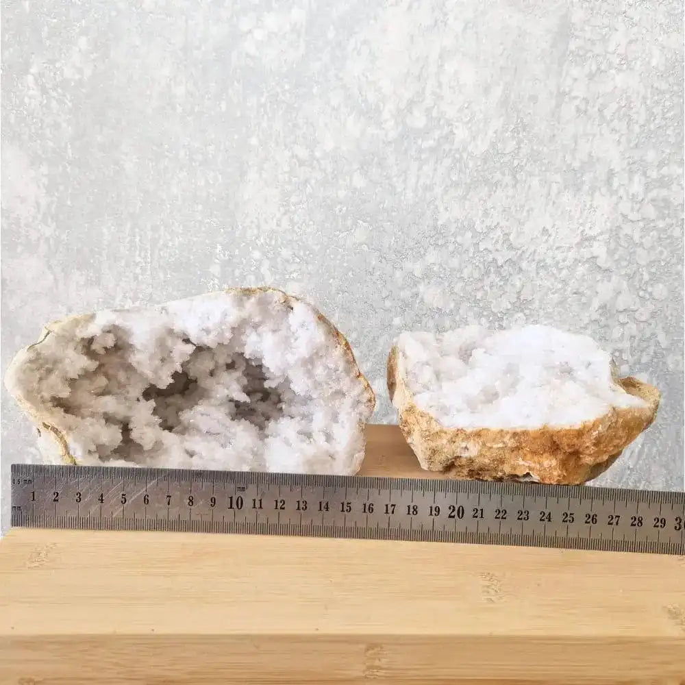 Géode Cristal de Roche entière XXL 2770 g   