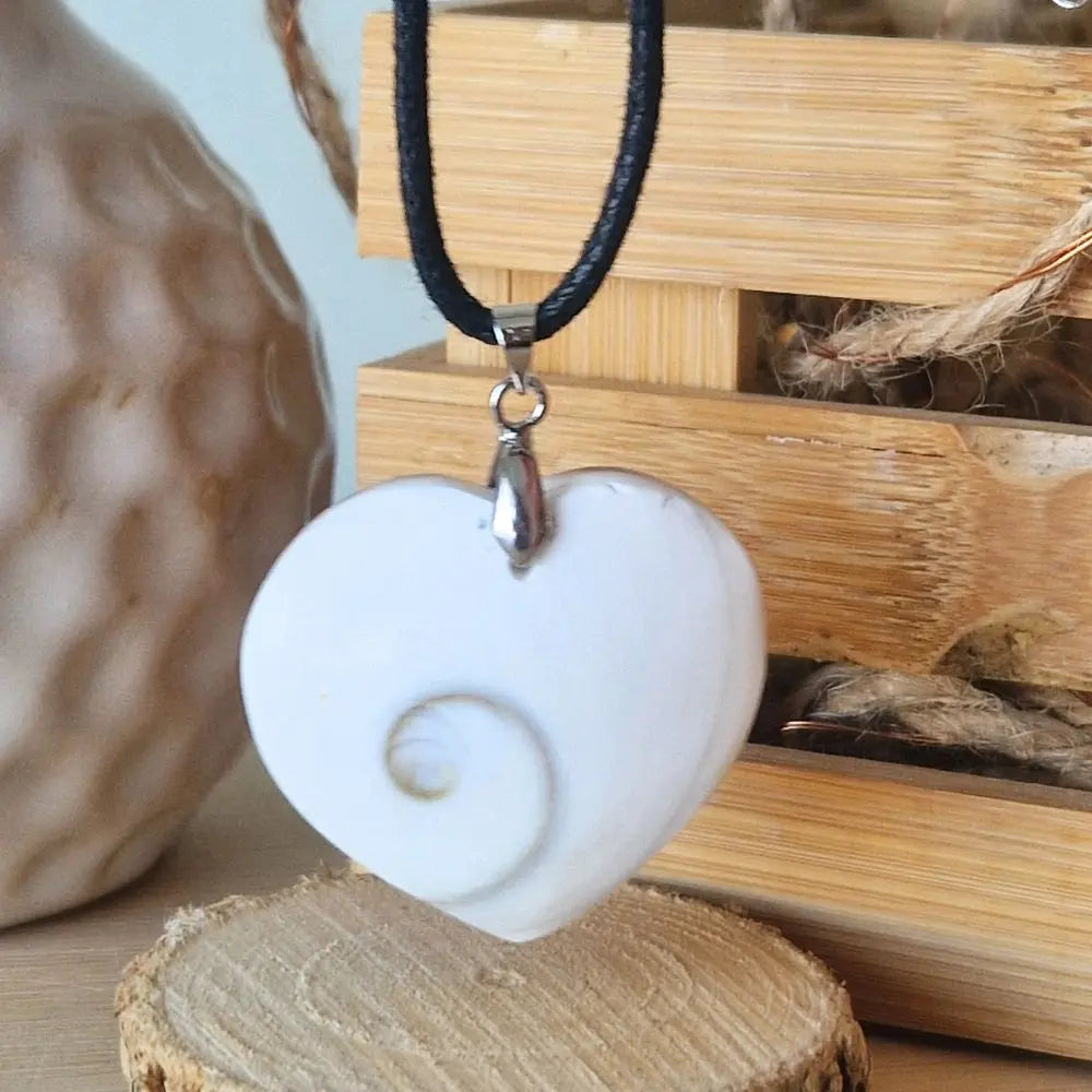 pendentif coeur oeil sainte lucie