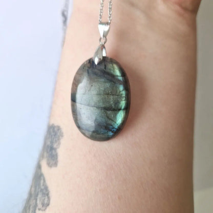 Pendentif Cabochon Labradorite