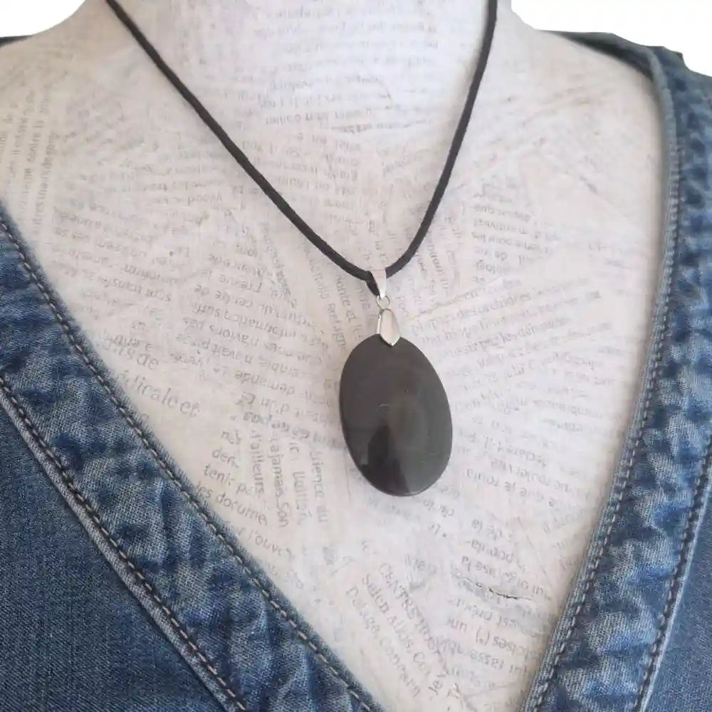 pendentif oeil celeste 1 -  porté 