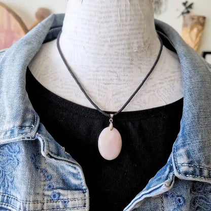 Pendentif opale rose des andes n 1