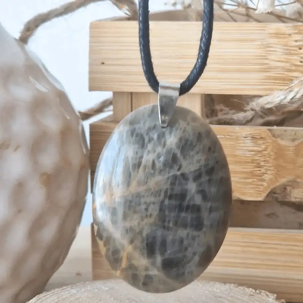 pendentif pierre lune noire xxl