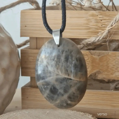 pendentif pierre lune noire xxl verso