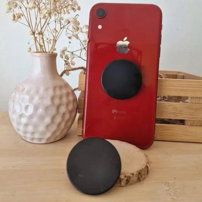 Plaque de shungite ronde  a coller sur téléphone portable. 